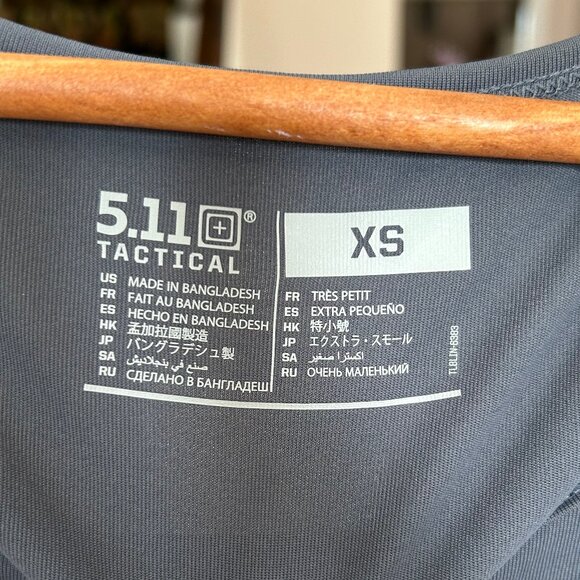 5.11 Tactical Women's Margot Tank Charcoal Gray Open Back Reflective Strip Sz XS - Picture 4 of 10